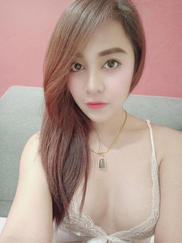 We provide comfortable n relaxing massage services Come and try!
