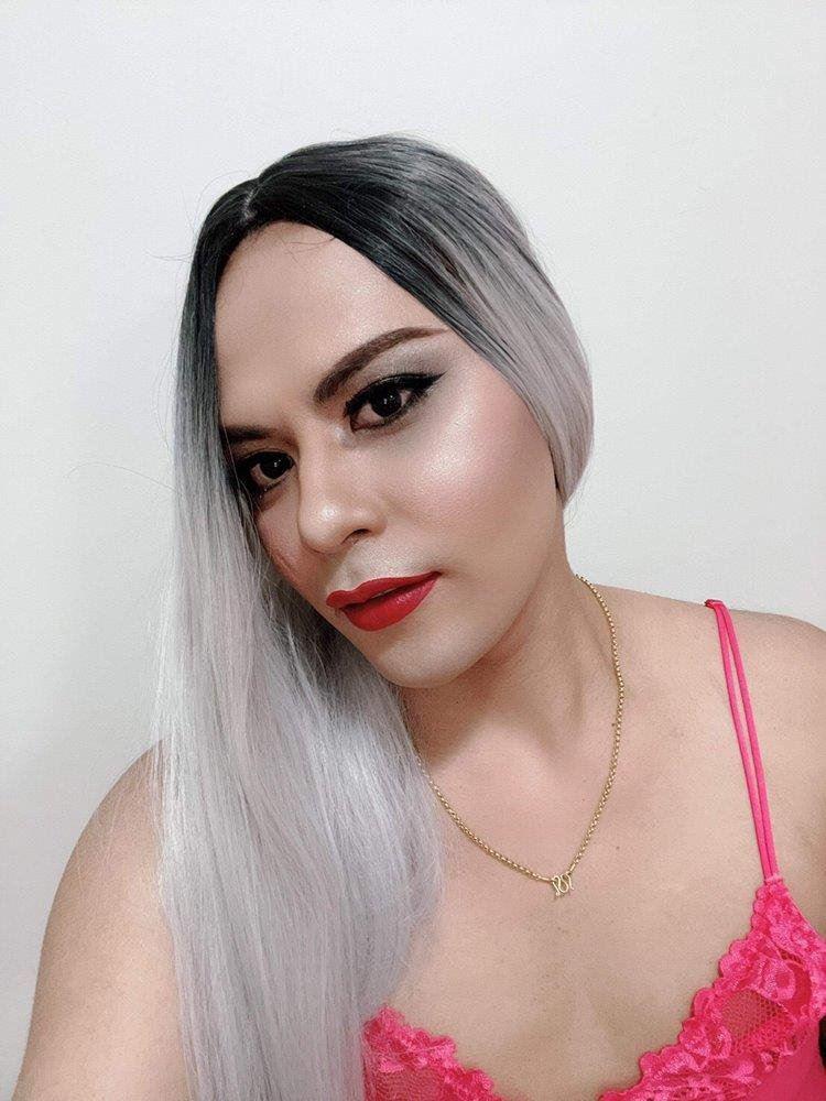 New Ts Tess super hot top and bottom